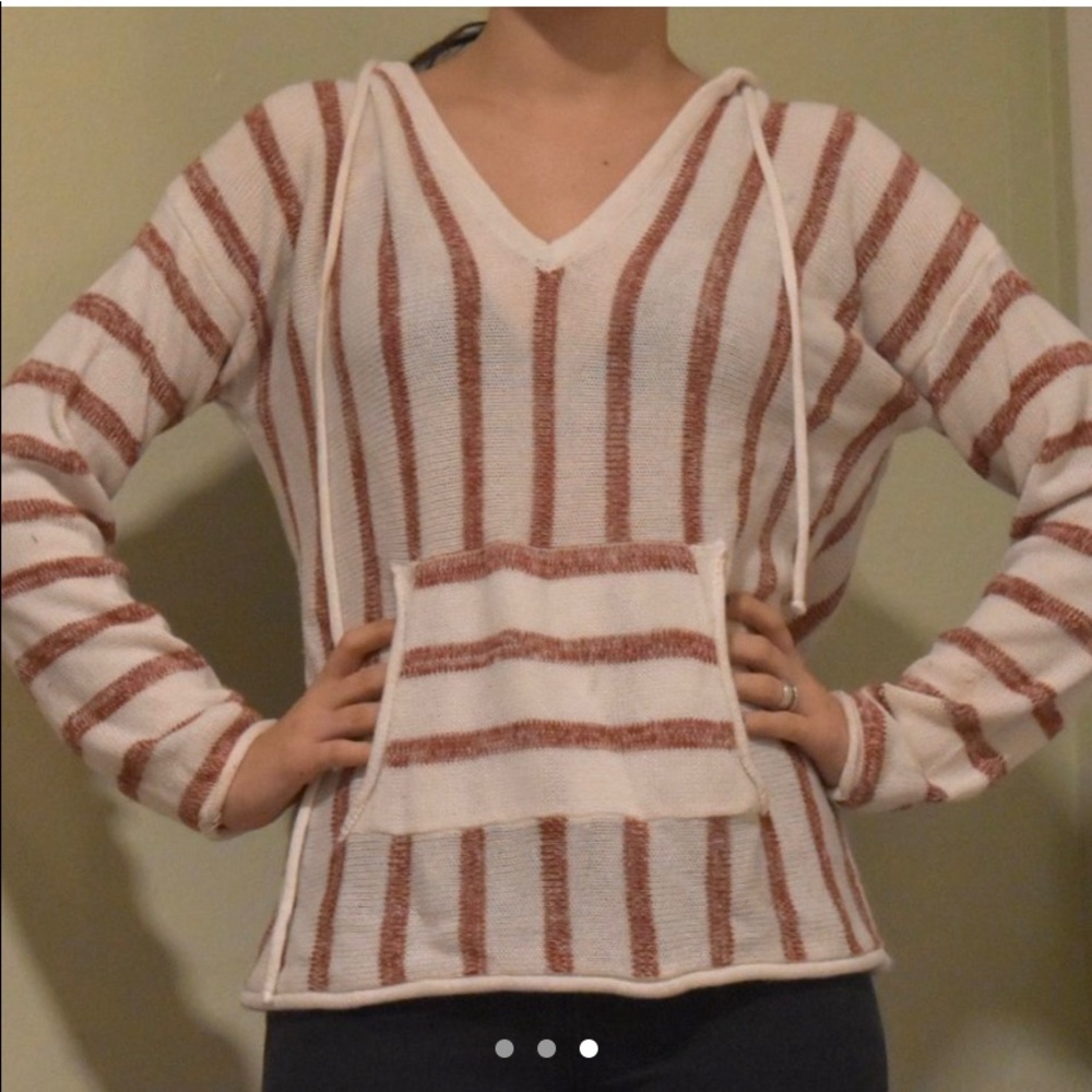 white and red striped jacket! - Picture 3 of 3